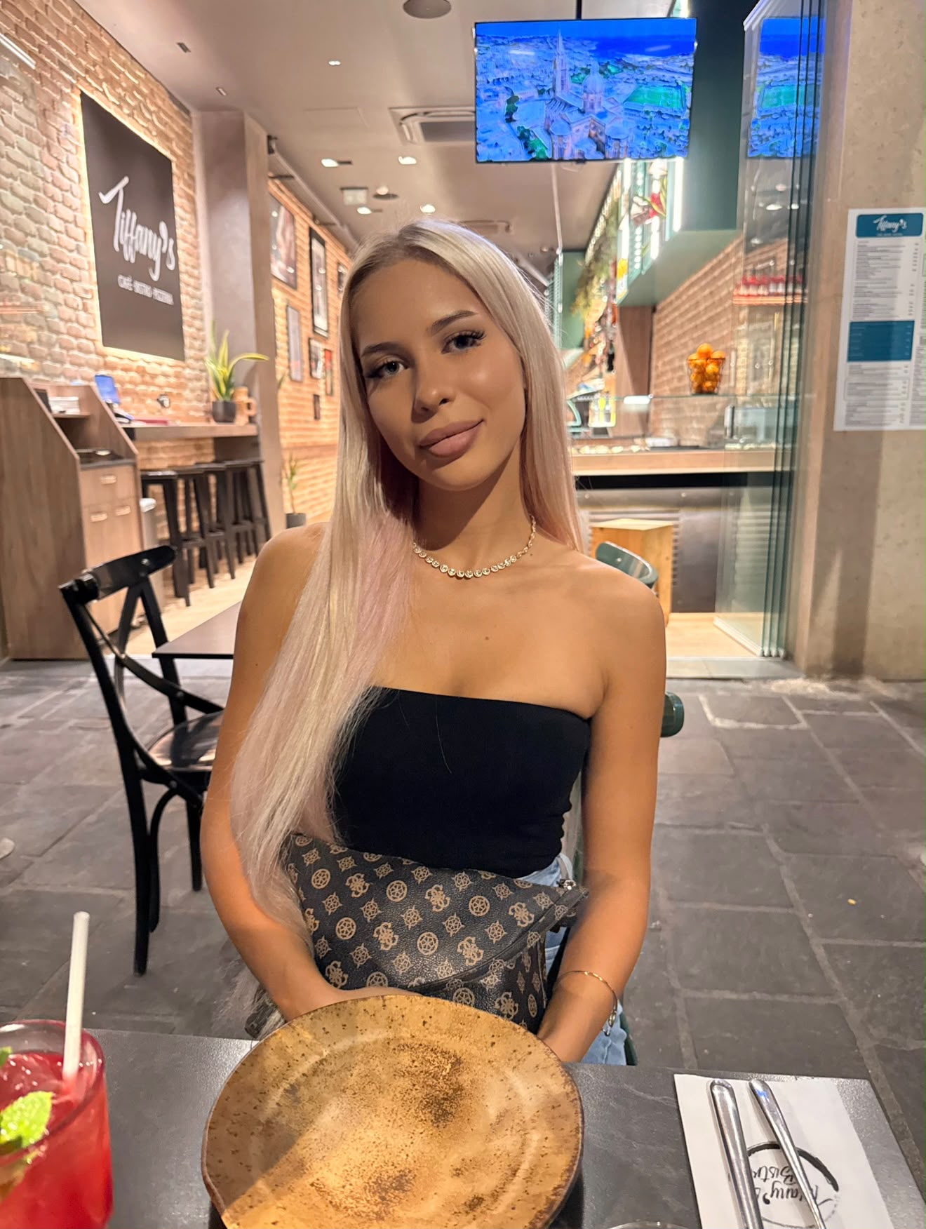 Zoe
